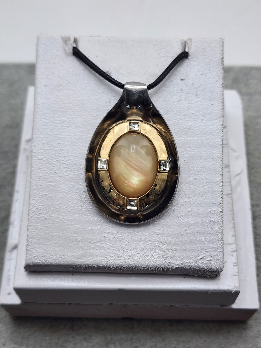 Handcrafted Gold-Tone Oval Pendant Necklace with Cream Mother-of-Pearl